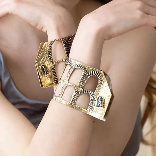 Bracciali