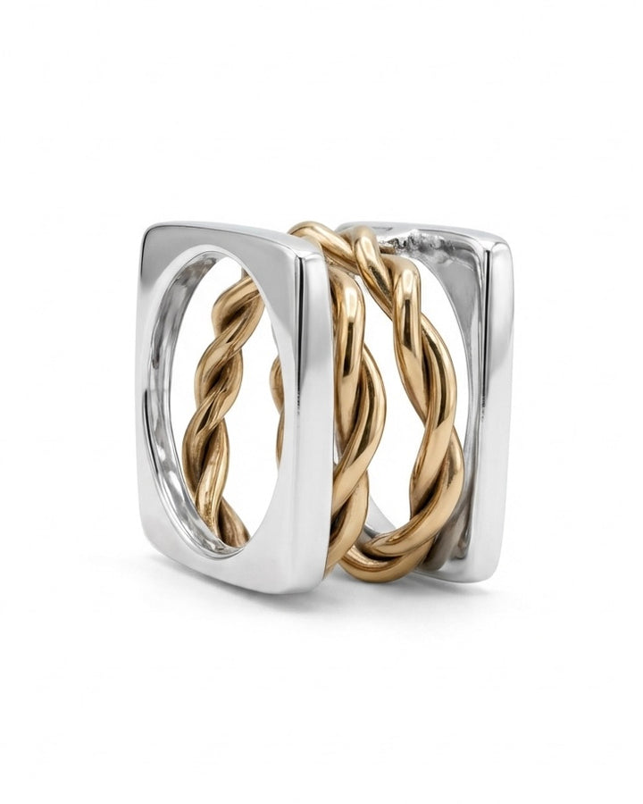 Anello in bronzo e argento con due quadrati che contengono due cerchi
