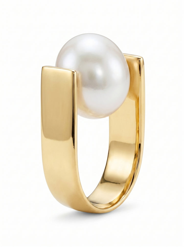 Anello a fascia in bronzo con perla bianca