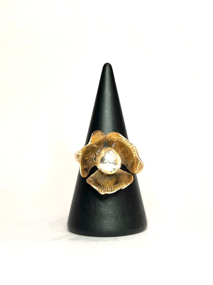 Anello Papavero realizzato a mano, disponibile in versione bronzo, bronzo rosa e argento